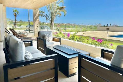Cabo home, terrace lounge