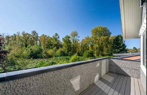 Vancouver home, upper deck